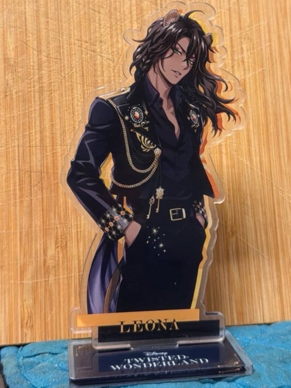 Twisted Wonderland TWST Leona Kingscholar anime acrylic figure standee